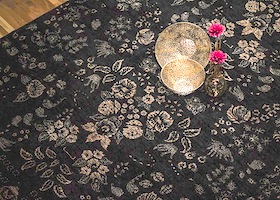 persian rug with accent pieces on them